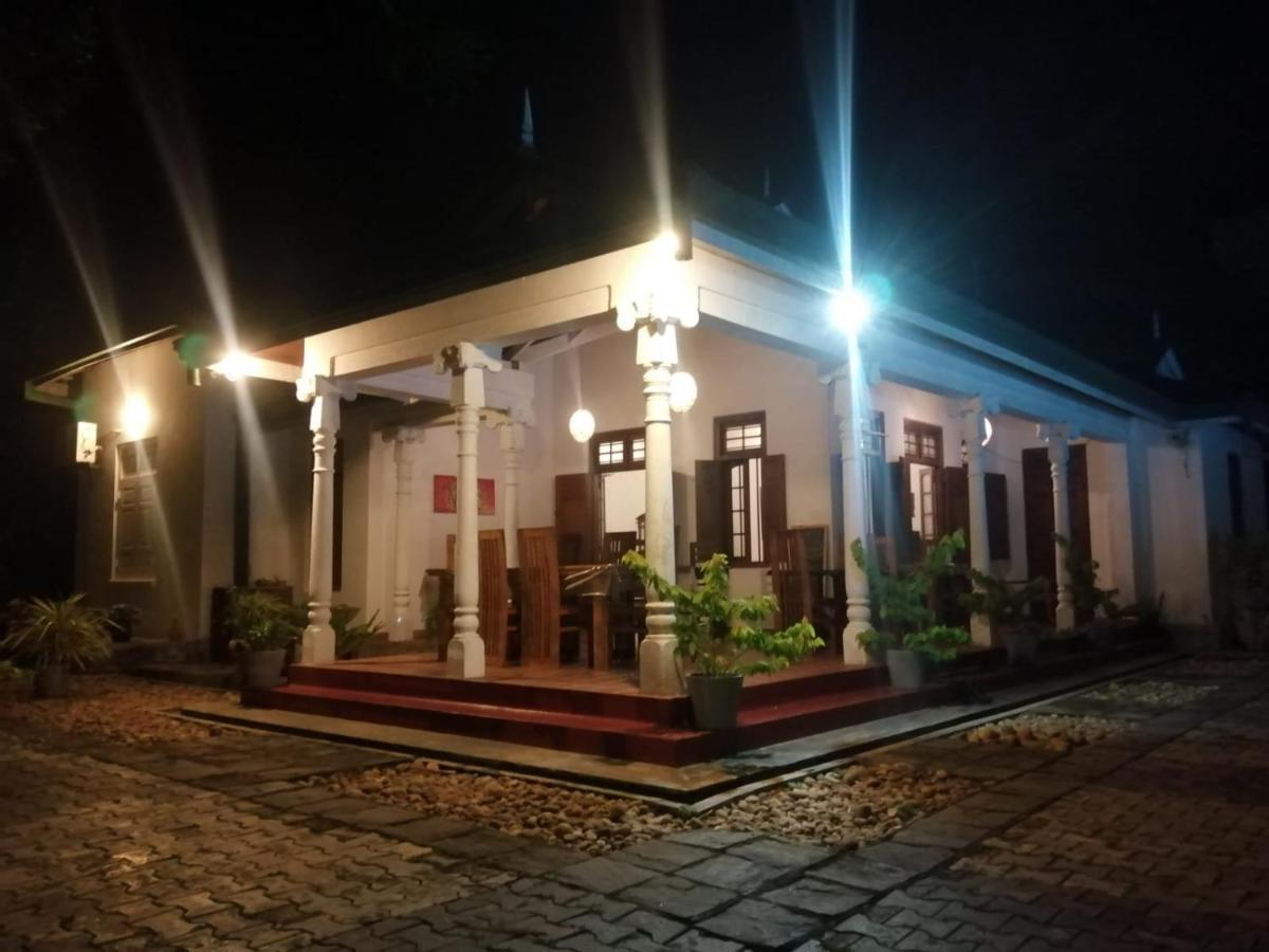 Tranquility Guest House هيكادوفا المظهر الخارجي الصورة