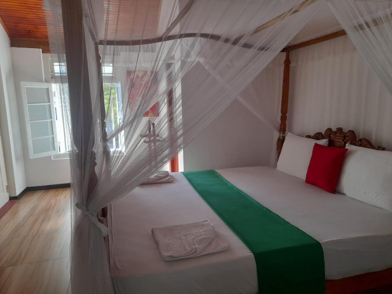 Tranquility Guest House هيكادوفا المظهر الخارجي الصورة